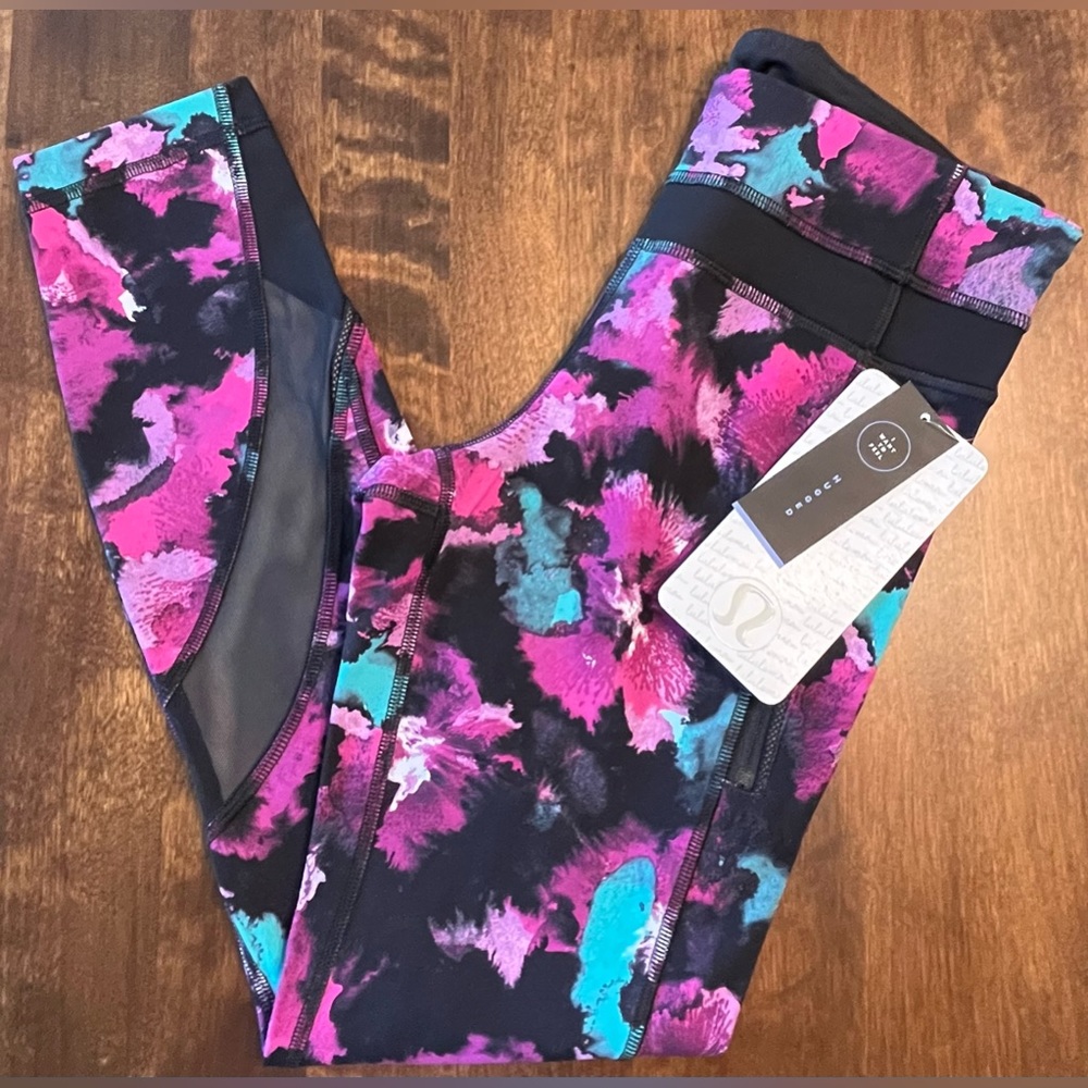 NWT Lululemon Inspire Tight II, Sz 4
